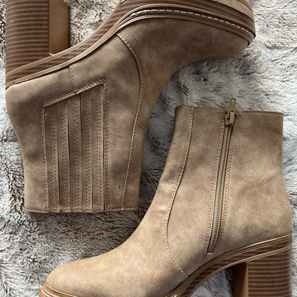 Steve Madden booties
